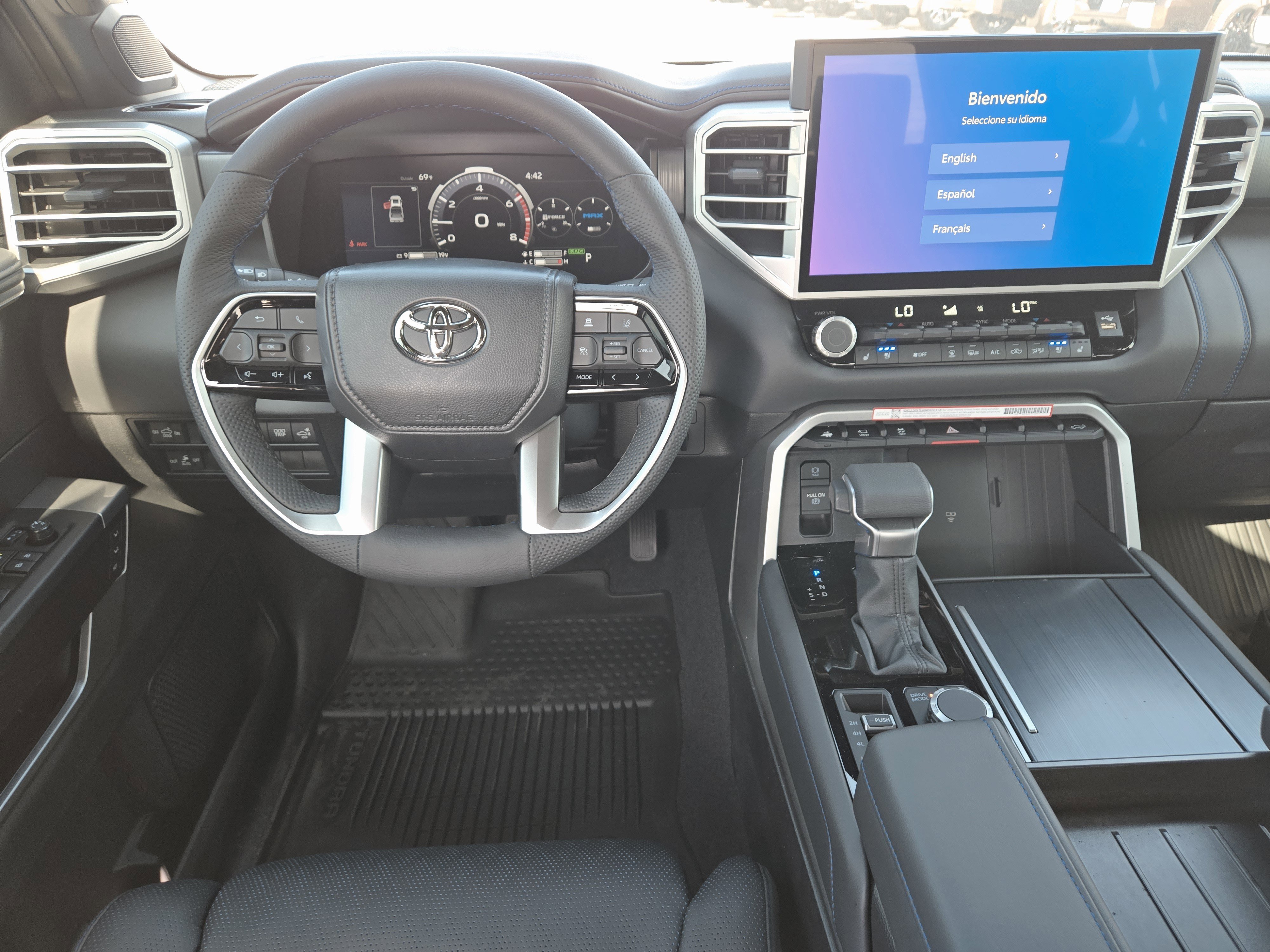 New 2025 Toyota Tundra Platinum image 9