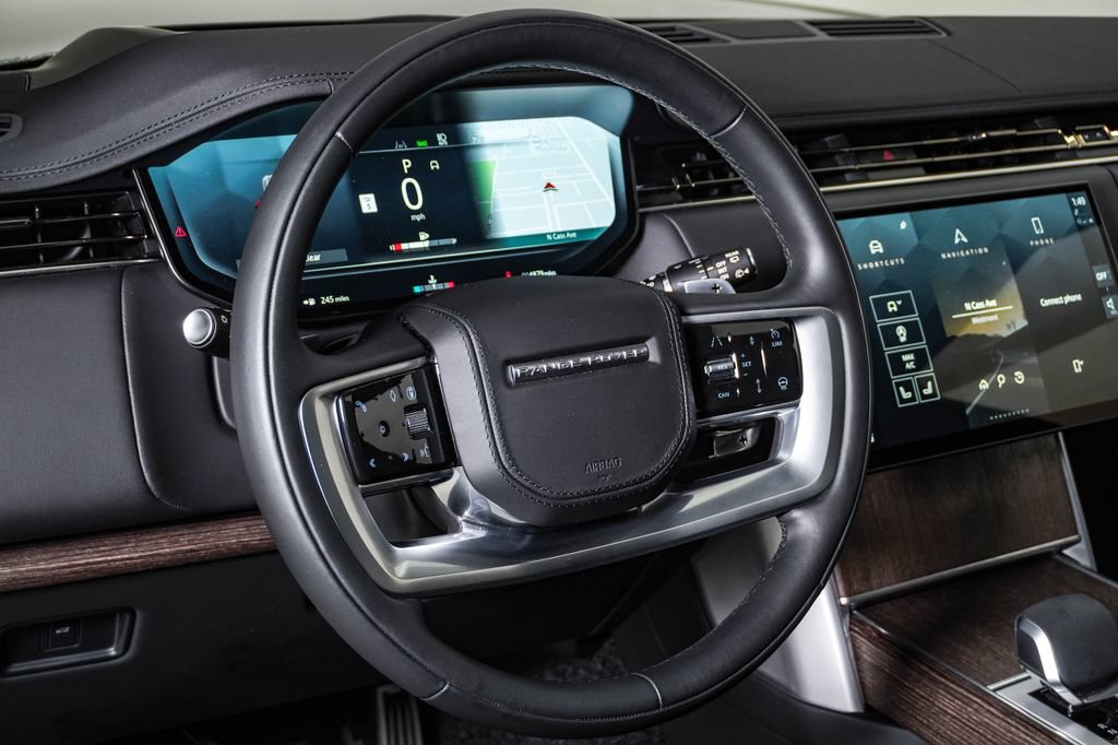 Used 2025 Land Rover Range Rover SE AWD/4WD image 20