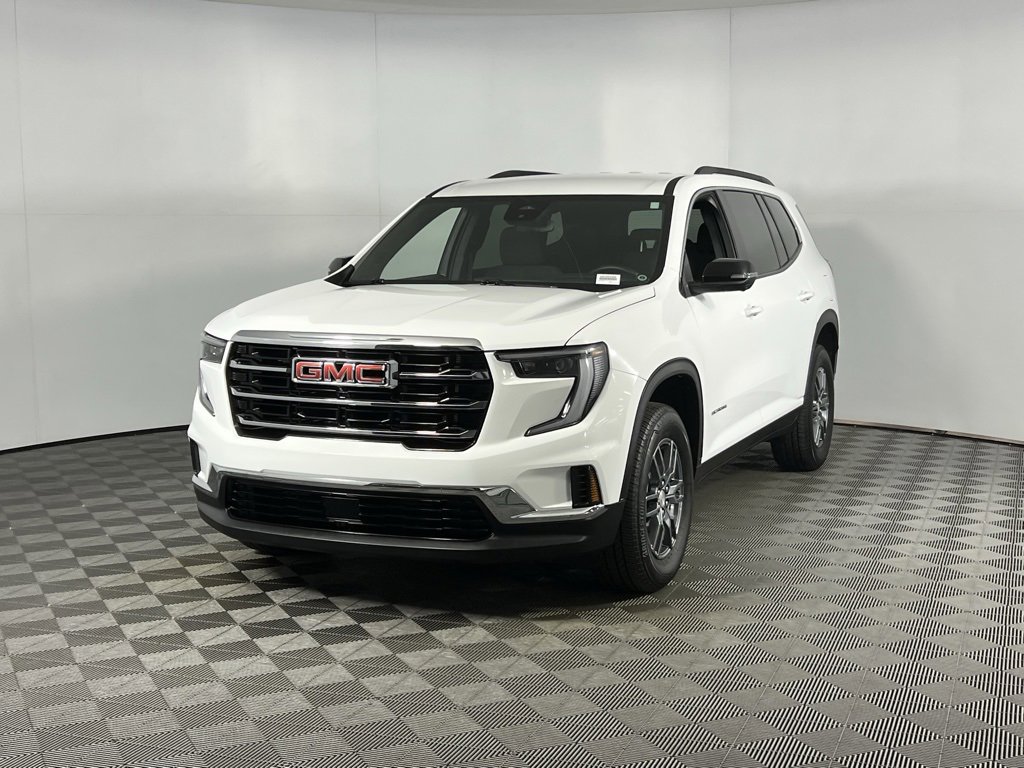 Used 2025 GMC Acadia Elevation image 3
