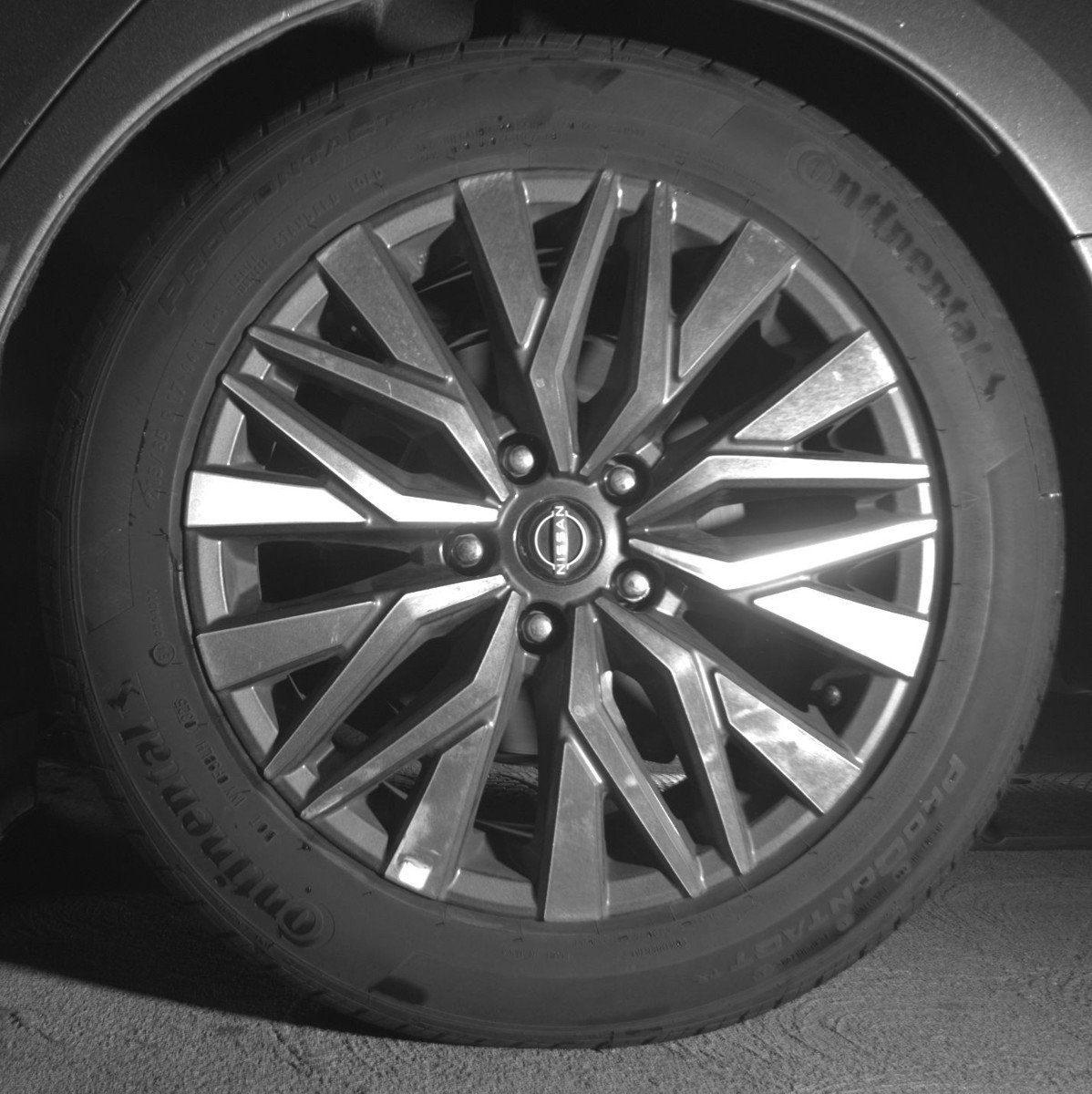 Used 2025 Nissan Altima 2.5 SV image 14