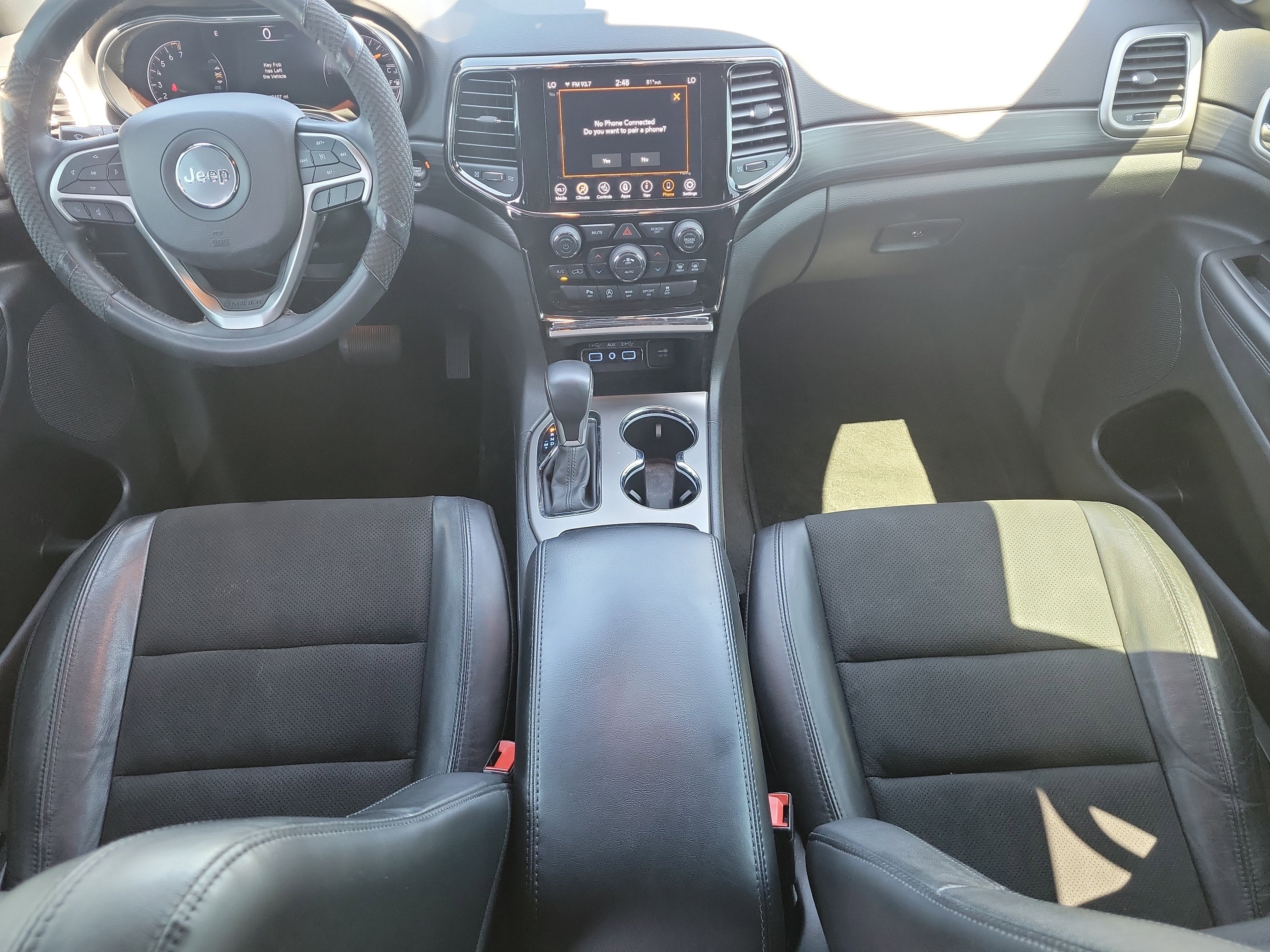 Used 2022 Jeep Grand Cherokee Laredo X RWD image 17