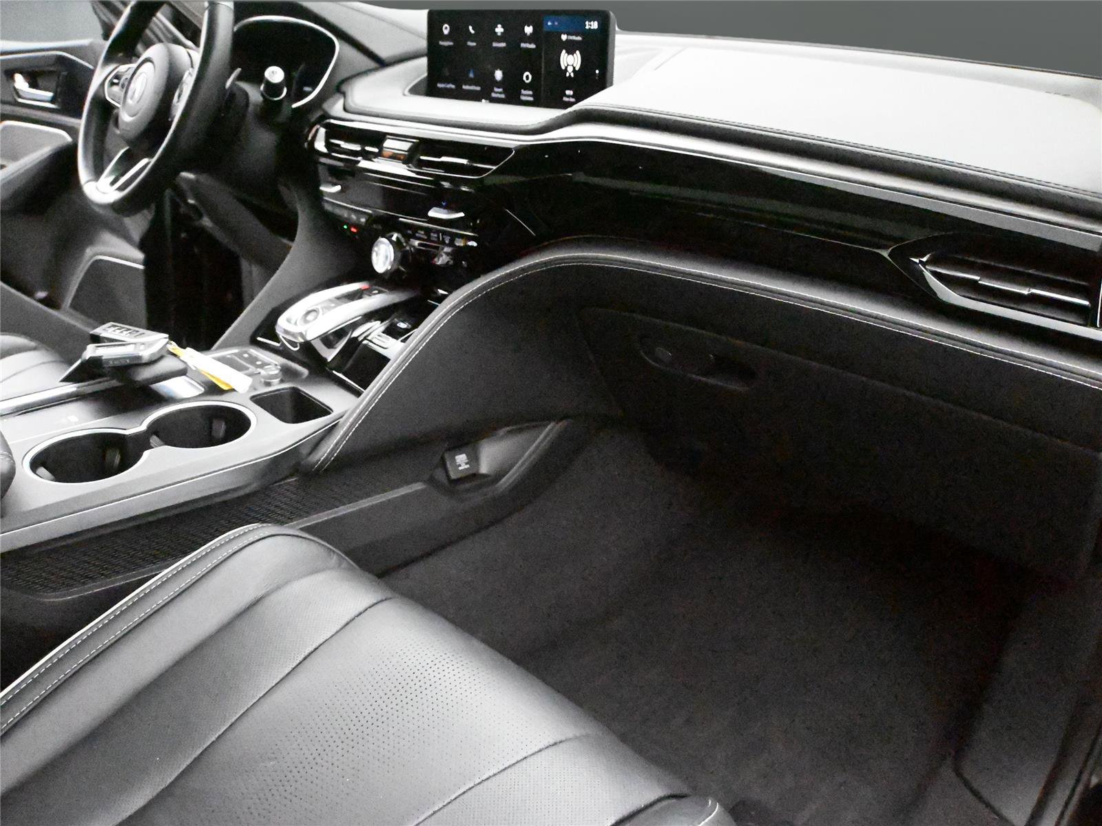 Certified 2024 Acura MDX SH-AWD w/ Advance Package image 20