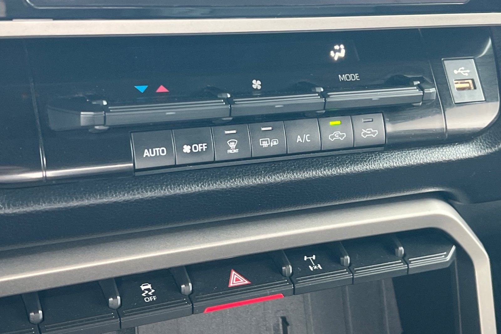 Used 2023 Toyota Tundra SR5 w/ TRD Off-Road Package image 16