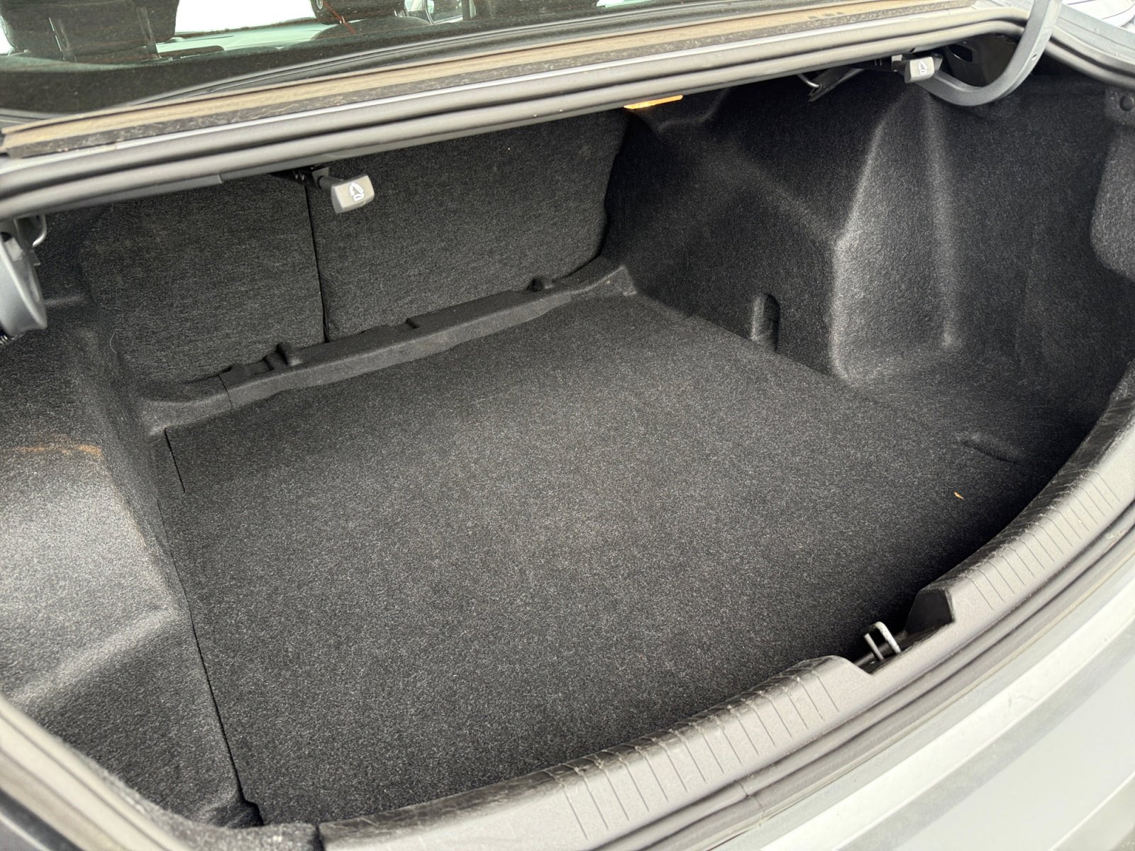 Used 2024 Chevrolet Malibu LT image 12