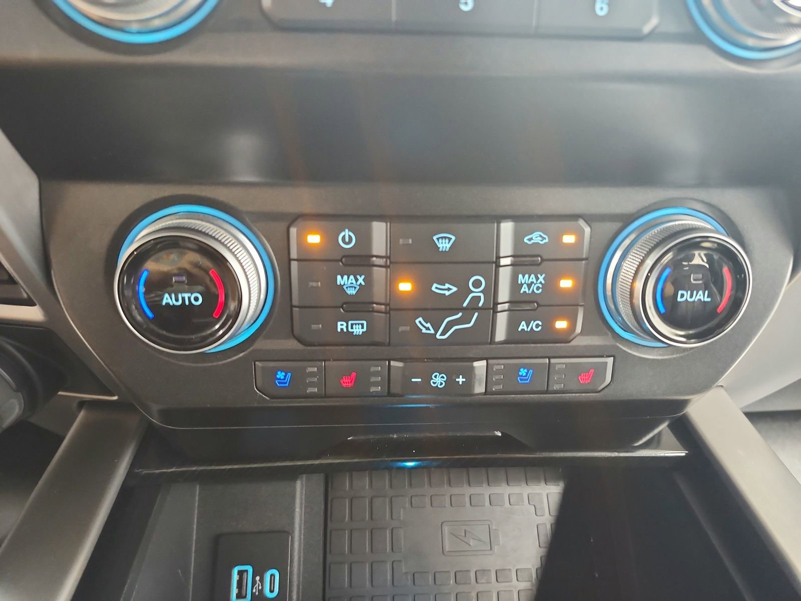 Used 2021 Ford F250 Platinum AWD/4WD image 30