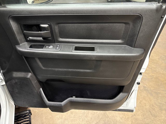 Used 2024 RAM 2500 Tradesman w/ Chrome Appearance Group AWD/4WD image 22