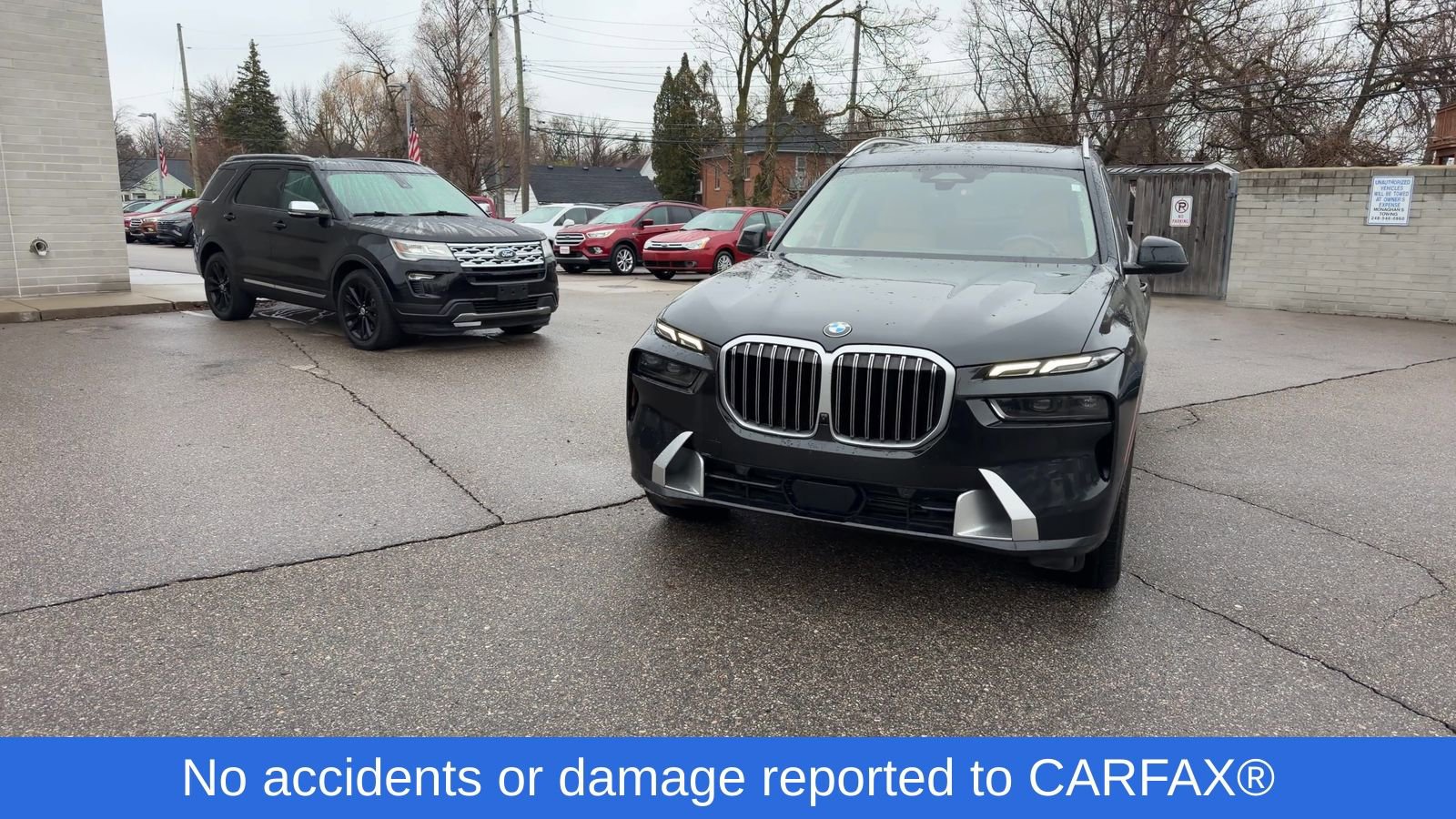 Used 2023 BMW X7 xDrive40i w/ Premium Package AWD/4WD image 3