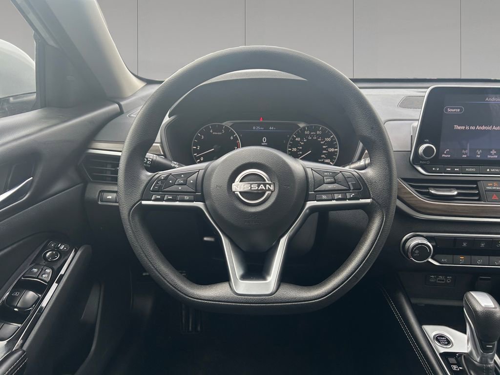 Used 2023 Nissan Altima 2.5 SV image 13