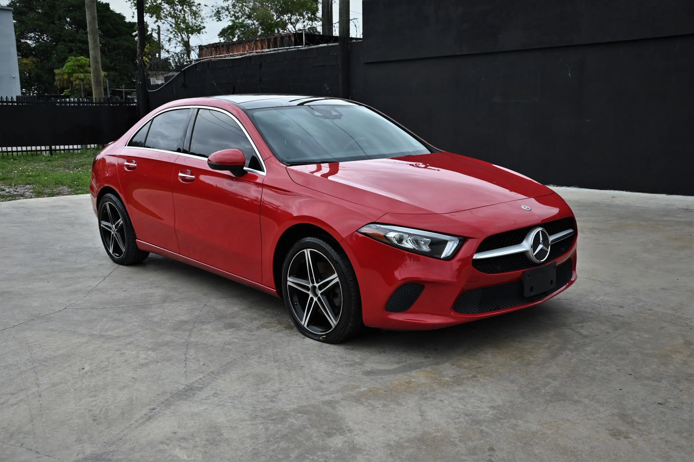 Used 2019 Mercedes-Benz A 220 4MATIC image 3