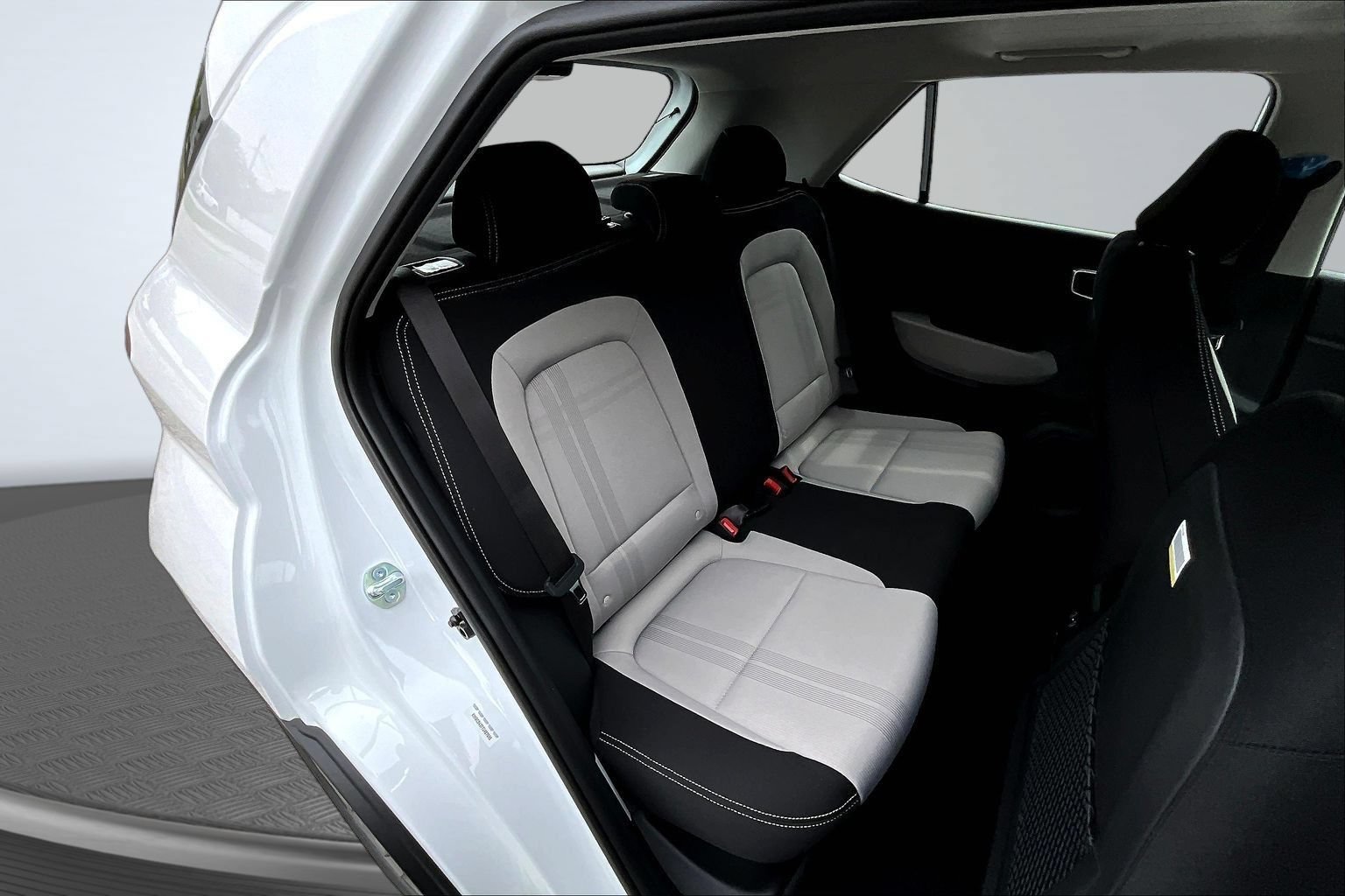 New 2026 Hyundai Venue SEL FWD image 12