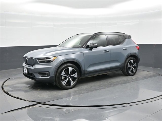 Used 2022 Volvo XC40 P8 Recharge Plus image 17