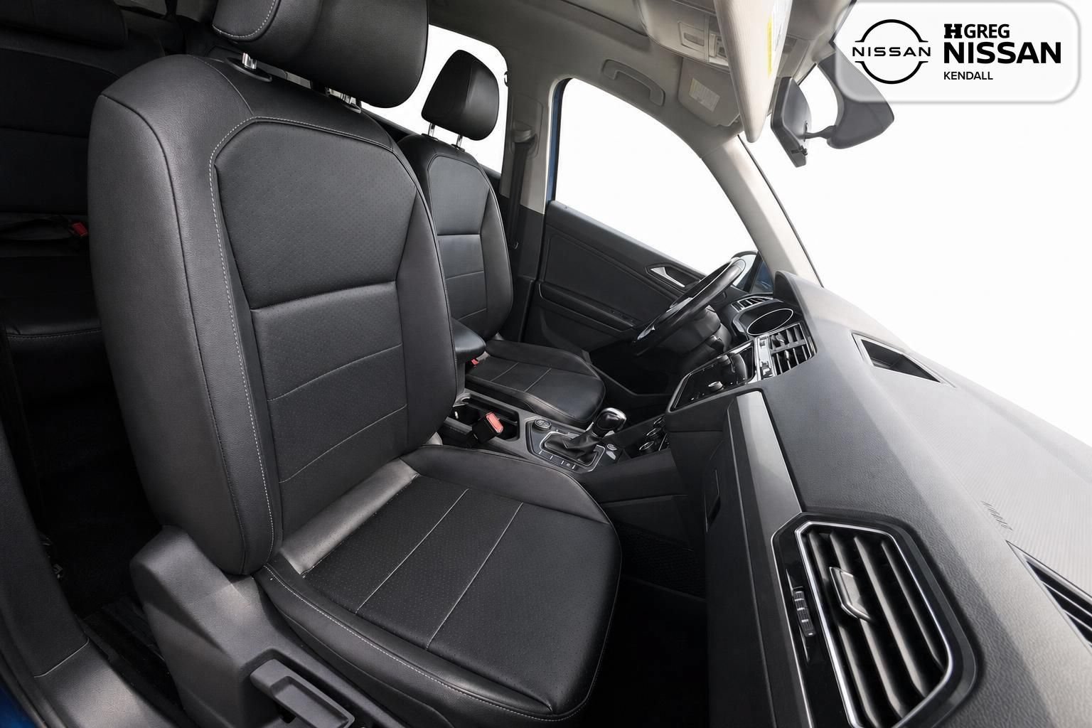 Used 2019 Volkswagen Tiguan SE w/ Panoramic Sunroof Package AWD/4WD image 11