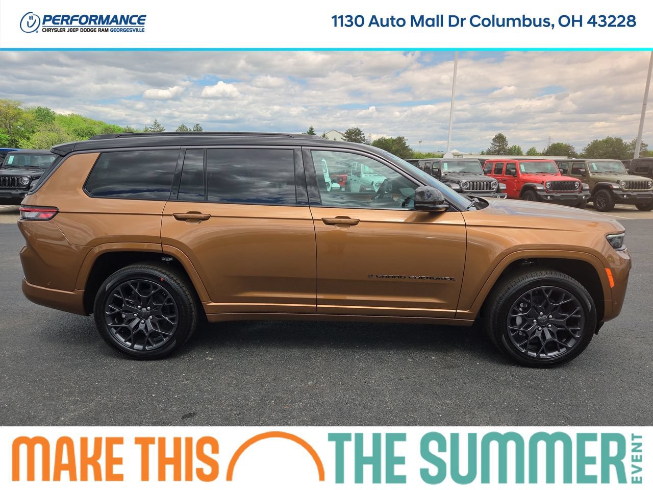 New 2026 Jeep Grand Cherokee L Summit w/ Obsidian Package AWD/4WD image 8