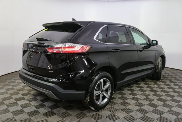 Used 2024 Ford Edge SEL w/ Convenience Package image 13