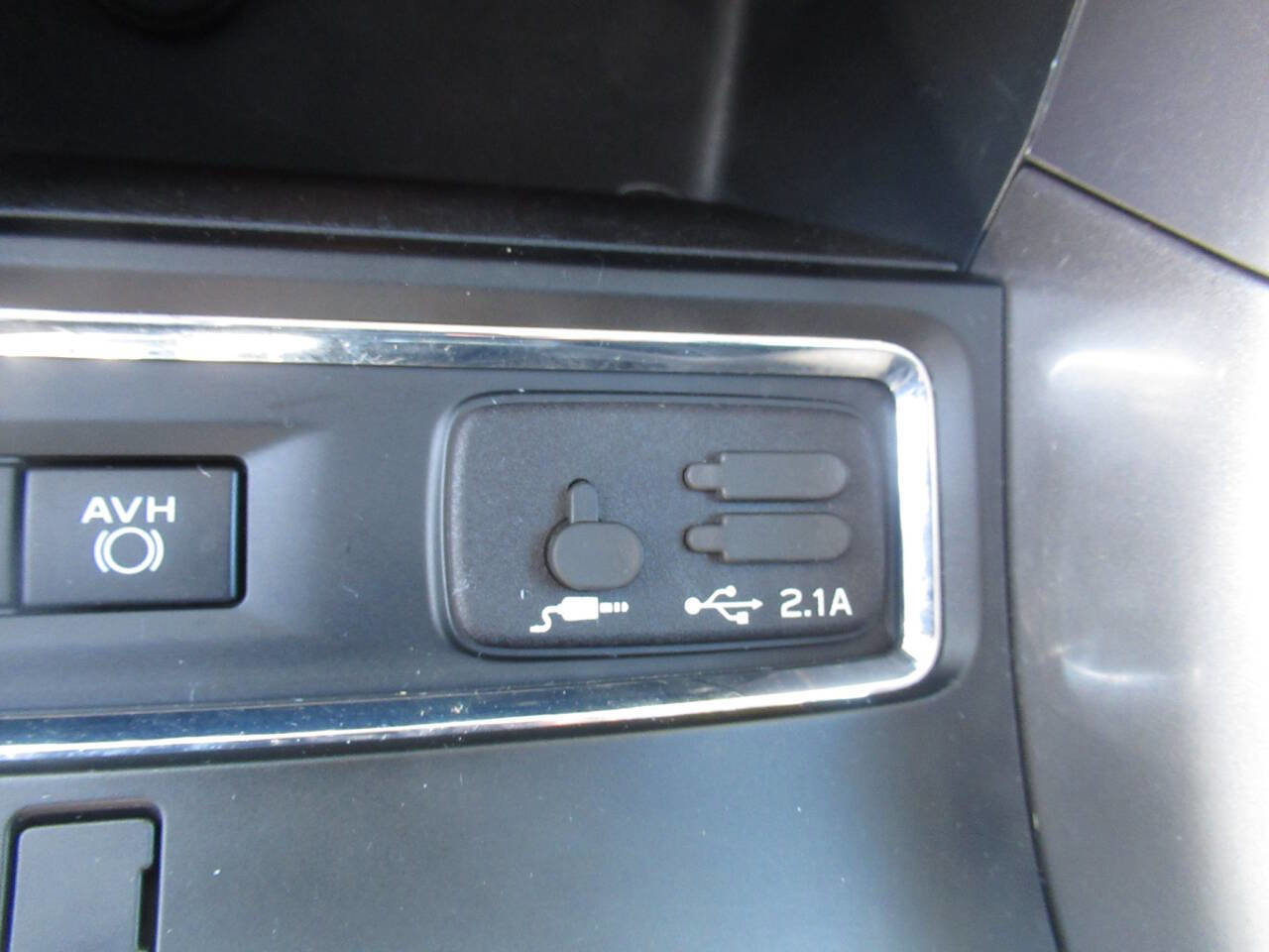 Used 2019 Subaru Ascent Premium AWD/4WD image 26