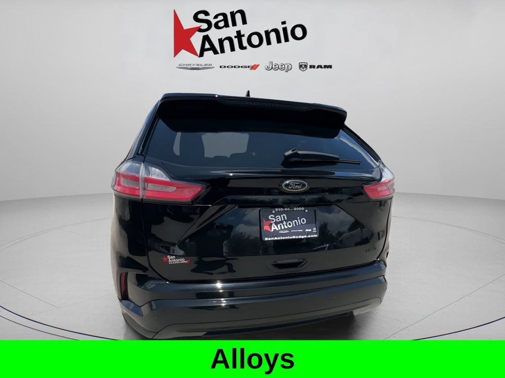 Used 2024 Ford Edge SE w/ Black Appearance Package AWD/4WD image 12