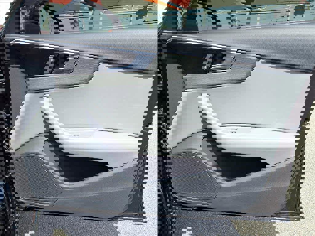 Used 2021 Audi A4 2.0T Premium w/ Convenience Package image 23