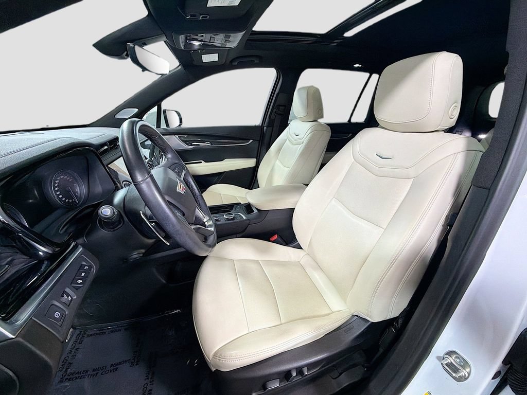 Certified 2024 Cadillac XT6 Sport w/ Technology Package AWD/4WD image 23