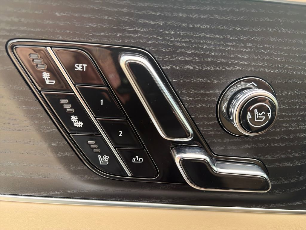 Certified 2024 Cadillac Lyriq Sport w/ Nappa Leather Package AWD/4WD image 36
