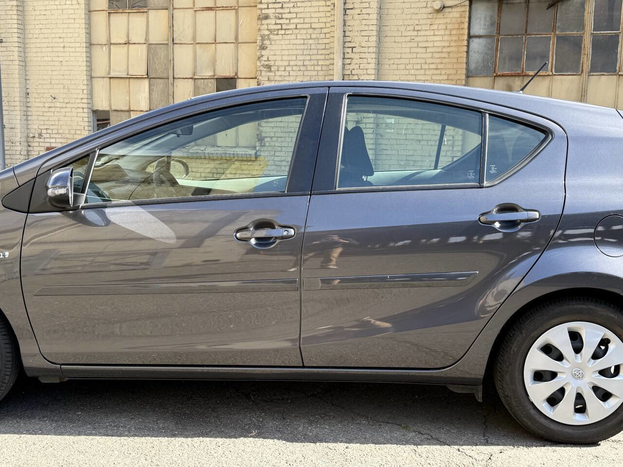 Used 2014 Toyota Prius C Three image 19