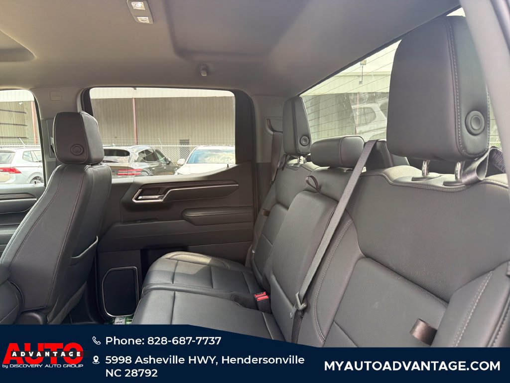 Used 2025 GMC Sierra 1500 SLT AWD/4WD image 29
