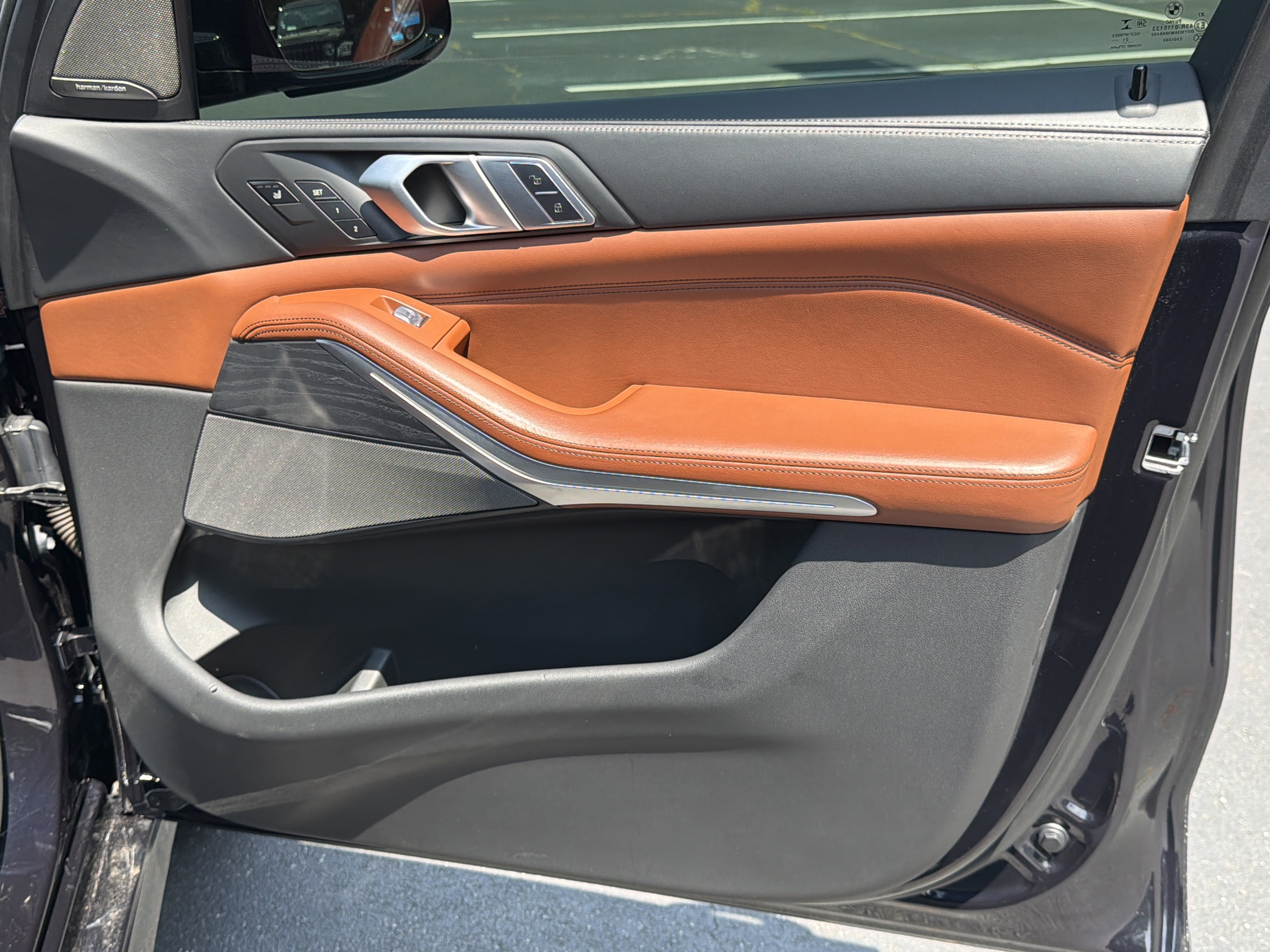 Used 2019 BMW X7 xDrive50i w/ M Sport Package AWD/4WD image 17