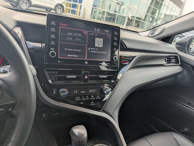 Used 2024 Toyota Camry XSE FWD image 21