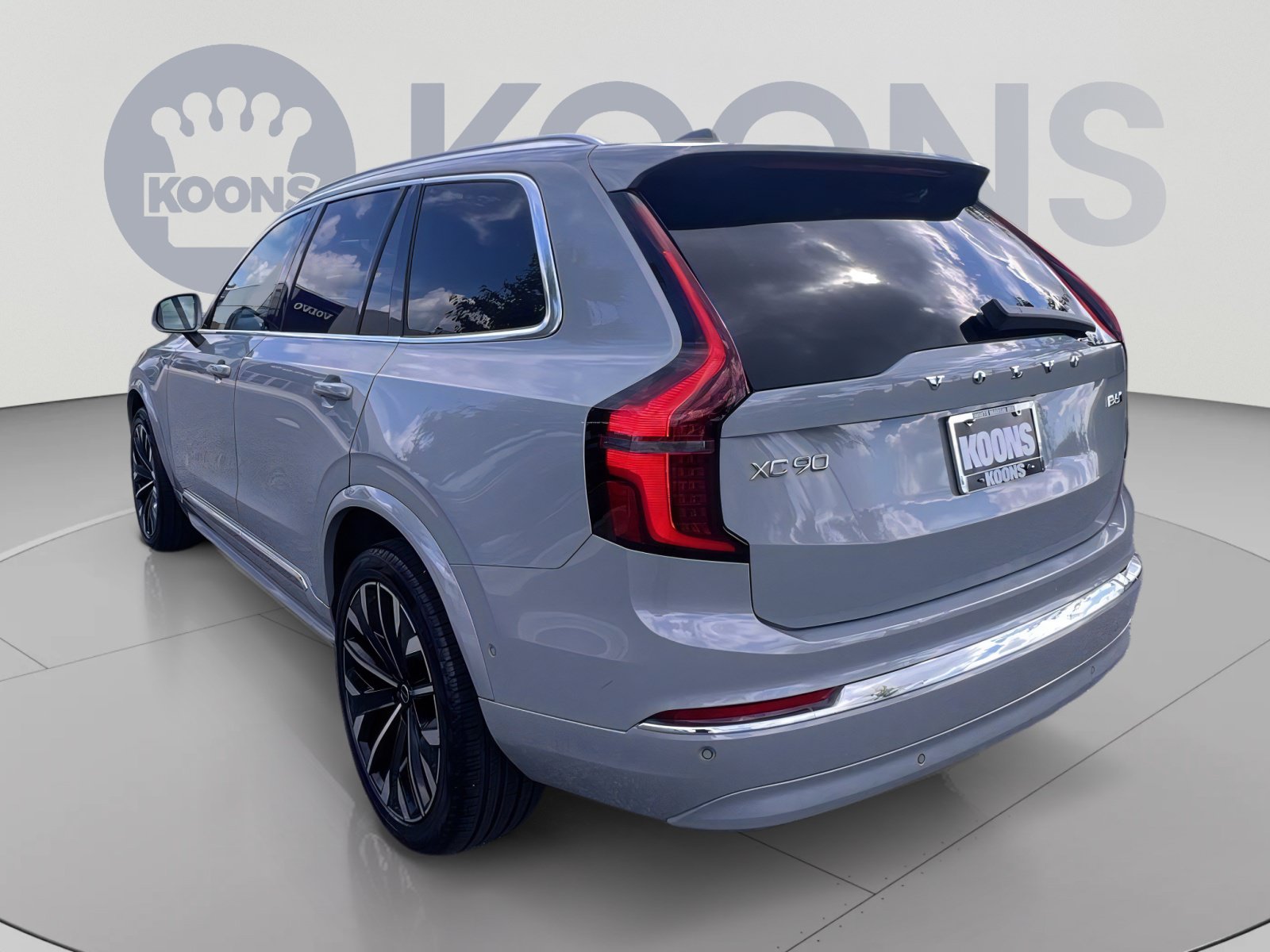 Used 2026 Volvo XC90 B6 Plus AWD/4WD image 4