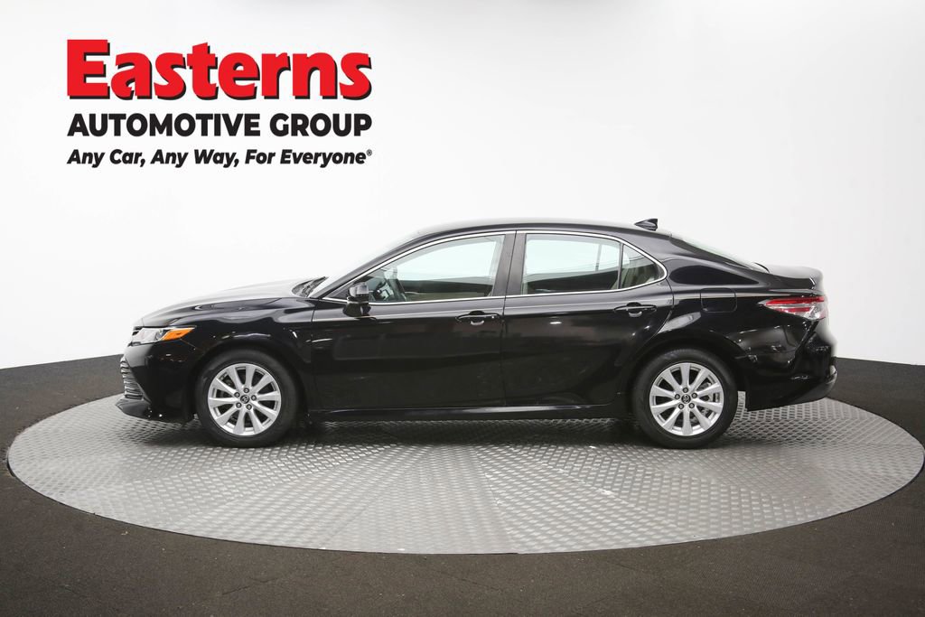 Used 2019 Toyota Camry LE FWD image 61