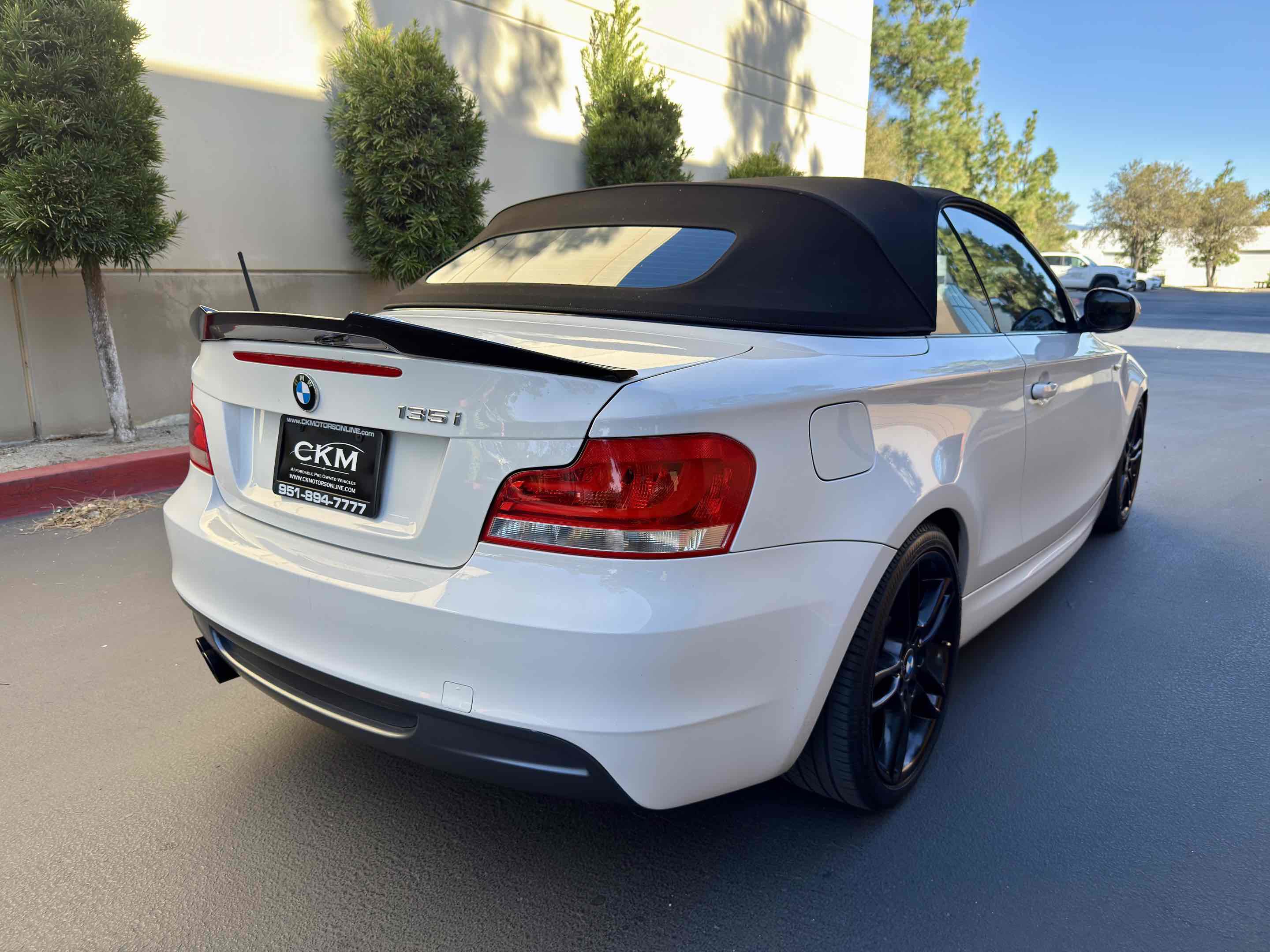 Used 2012 BMW 135i Convertible image 12