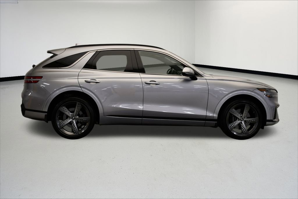 Used 2025 Genesis GV70 3.5T Sport w/ Sport Advanced Package image 6