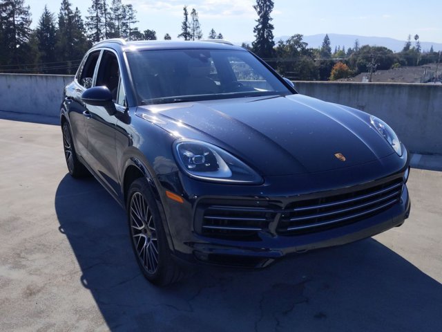 Used 2021 Porsche Cayenne AWD/4WD image 3