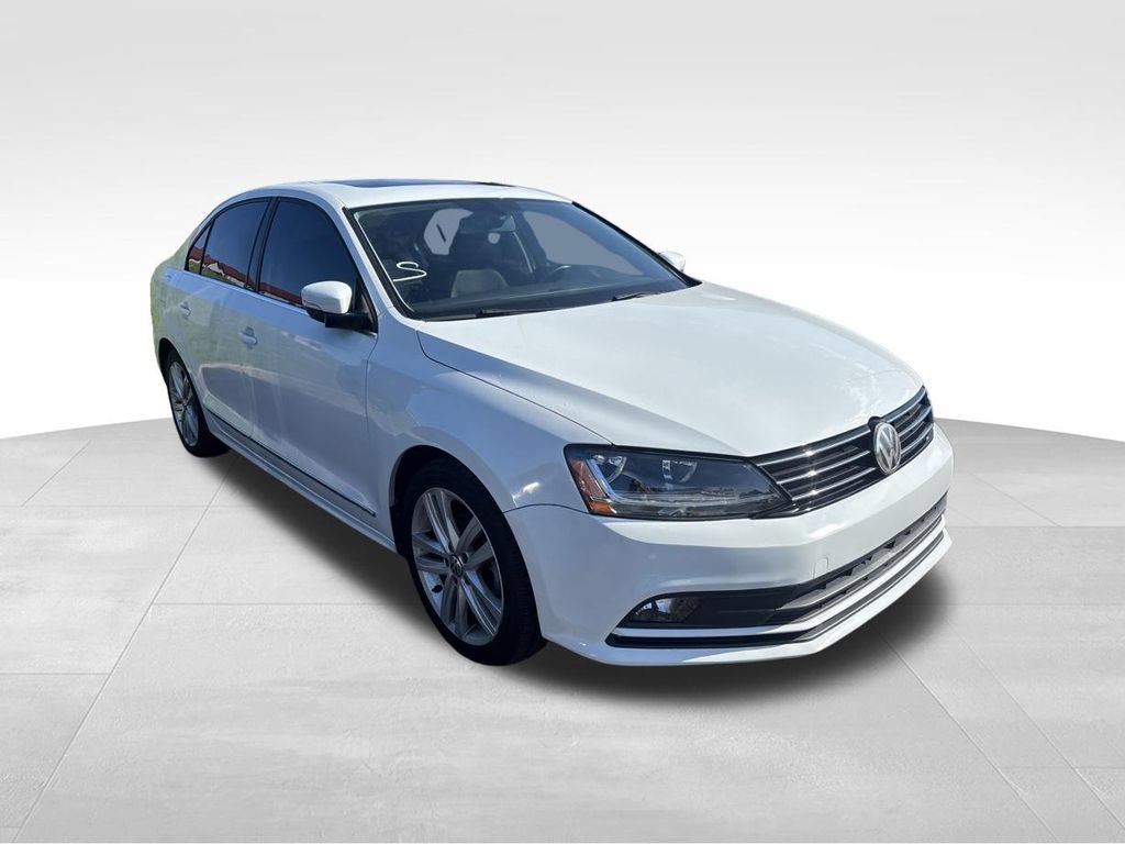 Used 2017 Volkswagen Jetta SEL FWD image 4