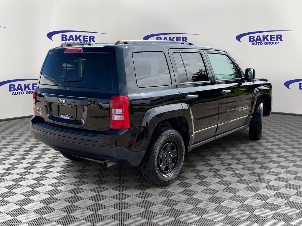 Used 2017 Jeep Patriot Sport image 2
