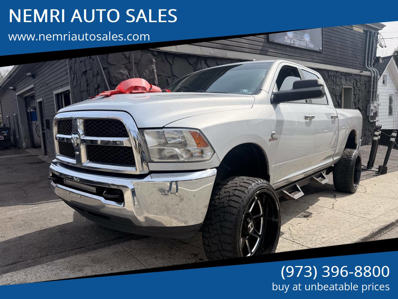 Used 2017 RAM 2500 SLT image 1