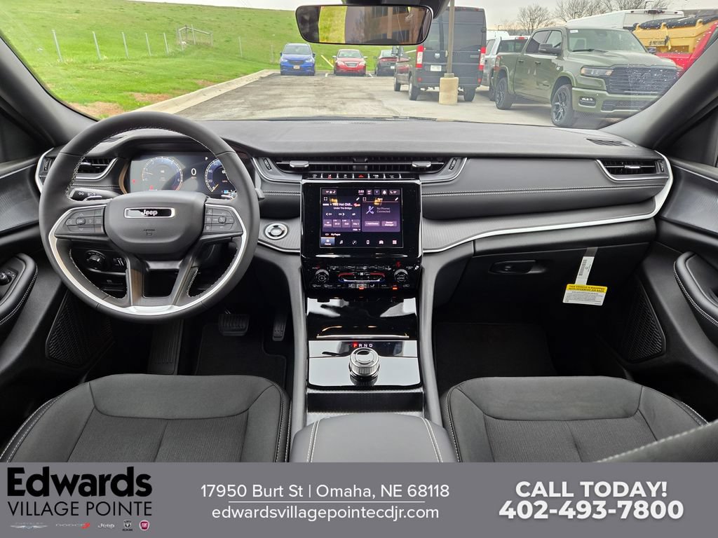 New 2026 Jeep Grand Cherokee L Laredo AWD/4WD image 15