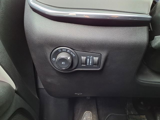 Certified 2023 Jeep Compass Limited AWD/4WD image 14