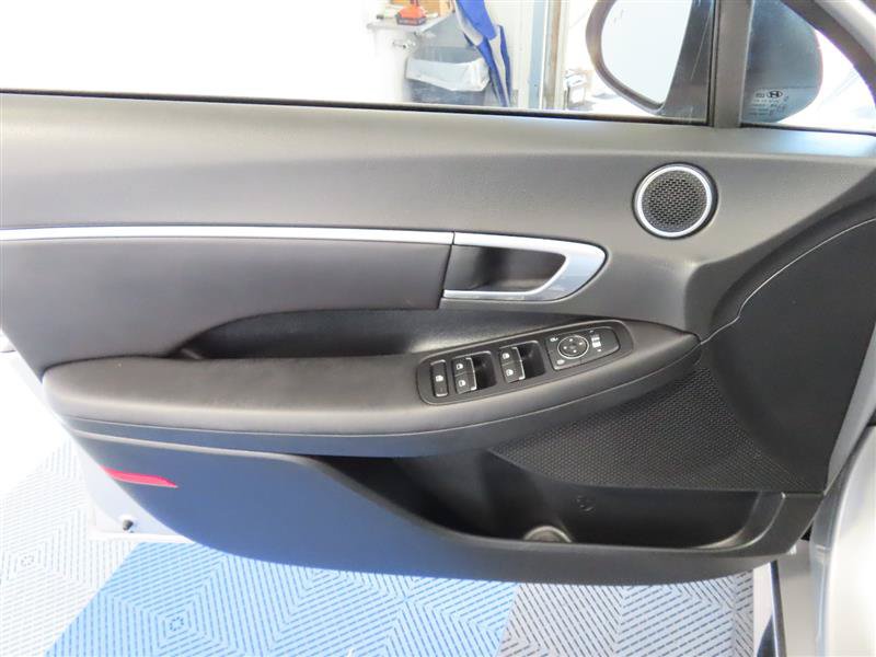 Used 2023 Hyundai Sonata SEL w/ Convenience Package FWD image 14