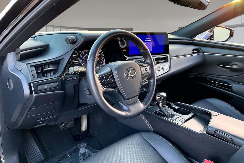 Used 2024 Lexus ES 300h w/ Premium Package FWD image 15