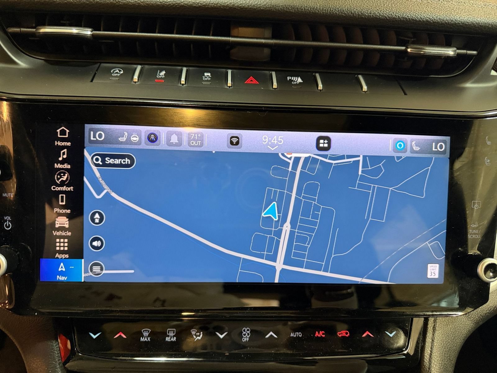 Used 2026 Jeep Grand Cherokee Limited AWD/4WD image 19