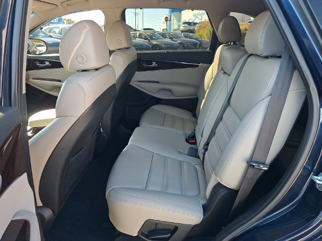 Used 2018 Kia Sorento EX AWD/4WD image 10