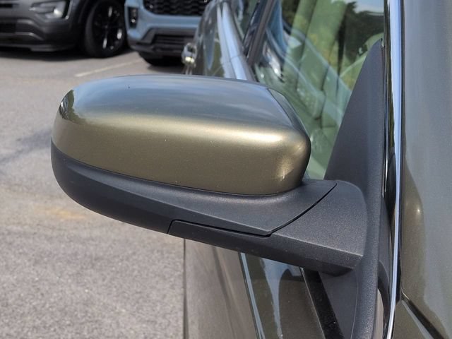 Used 2012 Ford Taurus SEL FWD image 12