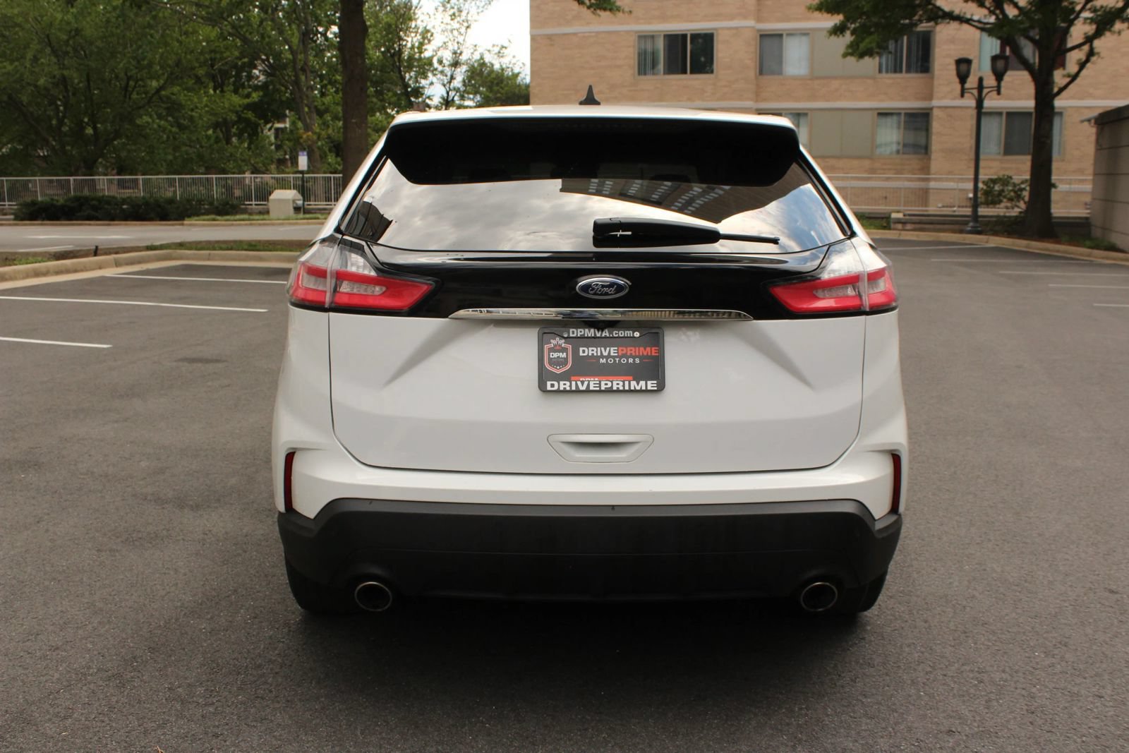 Used 2020 Ford Edge SE FWD image 8