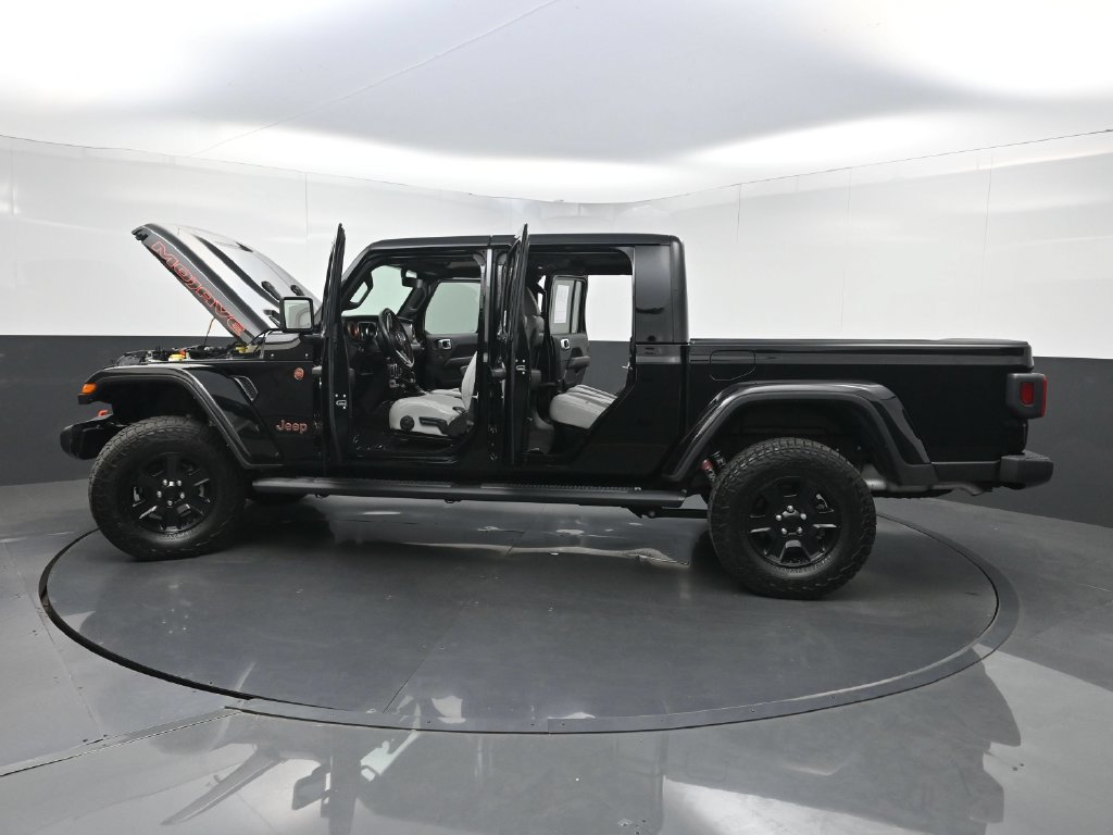 Used 2023 Jeep Gladiator Mojave w/ Trailer Tow Package AWD/4WD image 36