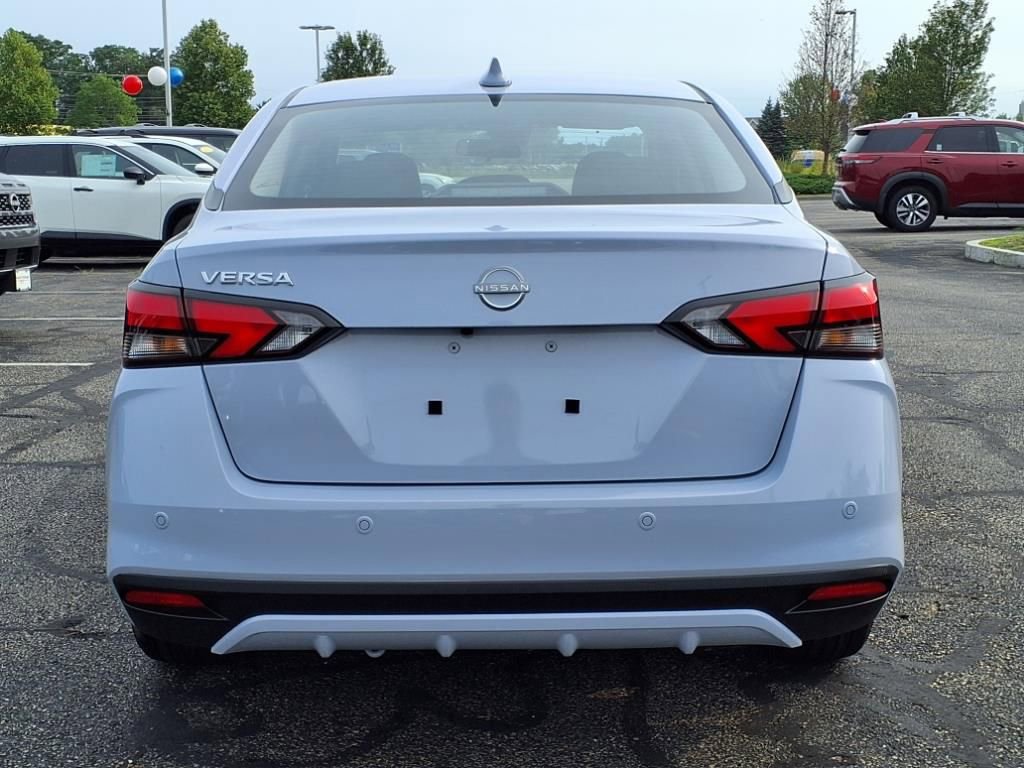 New 2025 Nissan Versa SV w/ Trunk Package image 4