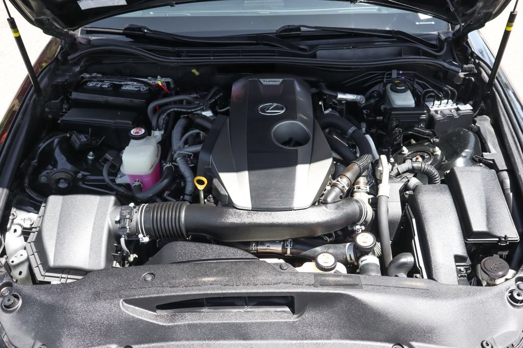 Used 2019 Lexus IS 300 F Sport w/ F Sport Package RWD image 11