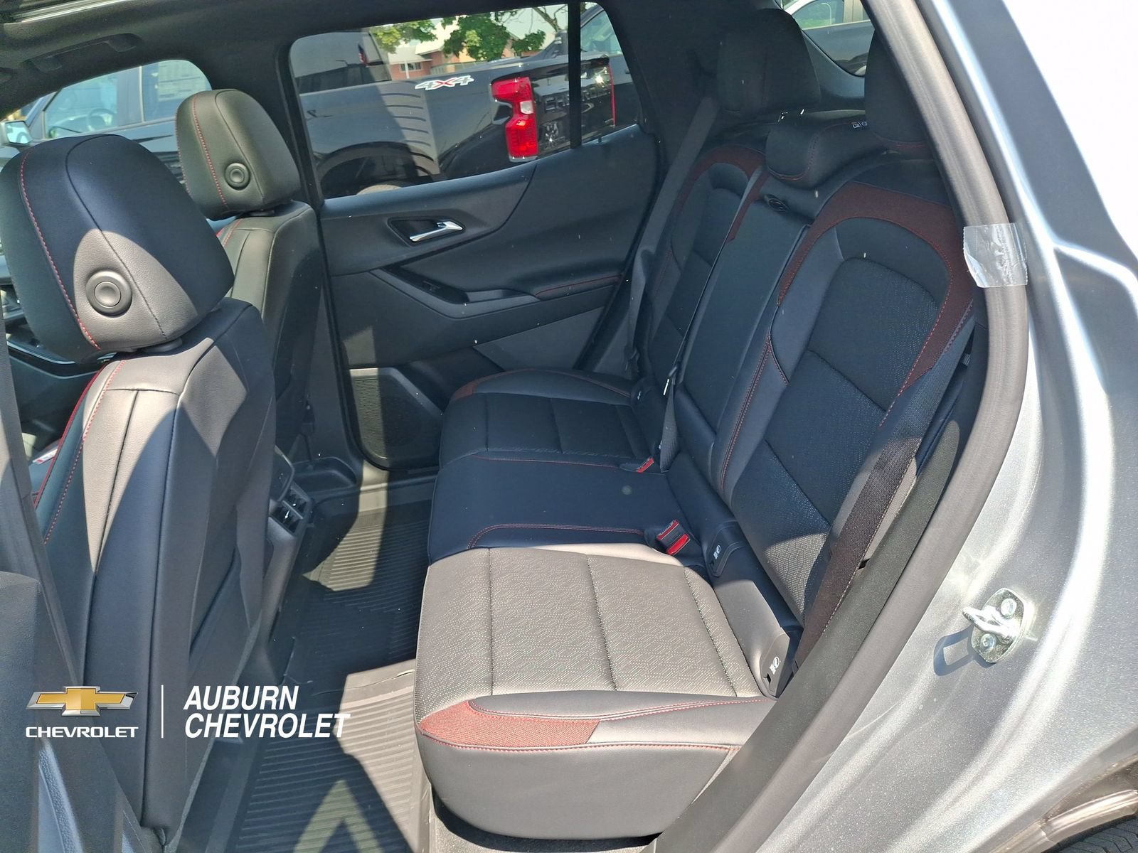 New 2027 Chevrolet Equinox RS AWD/4WD image 18