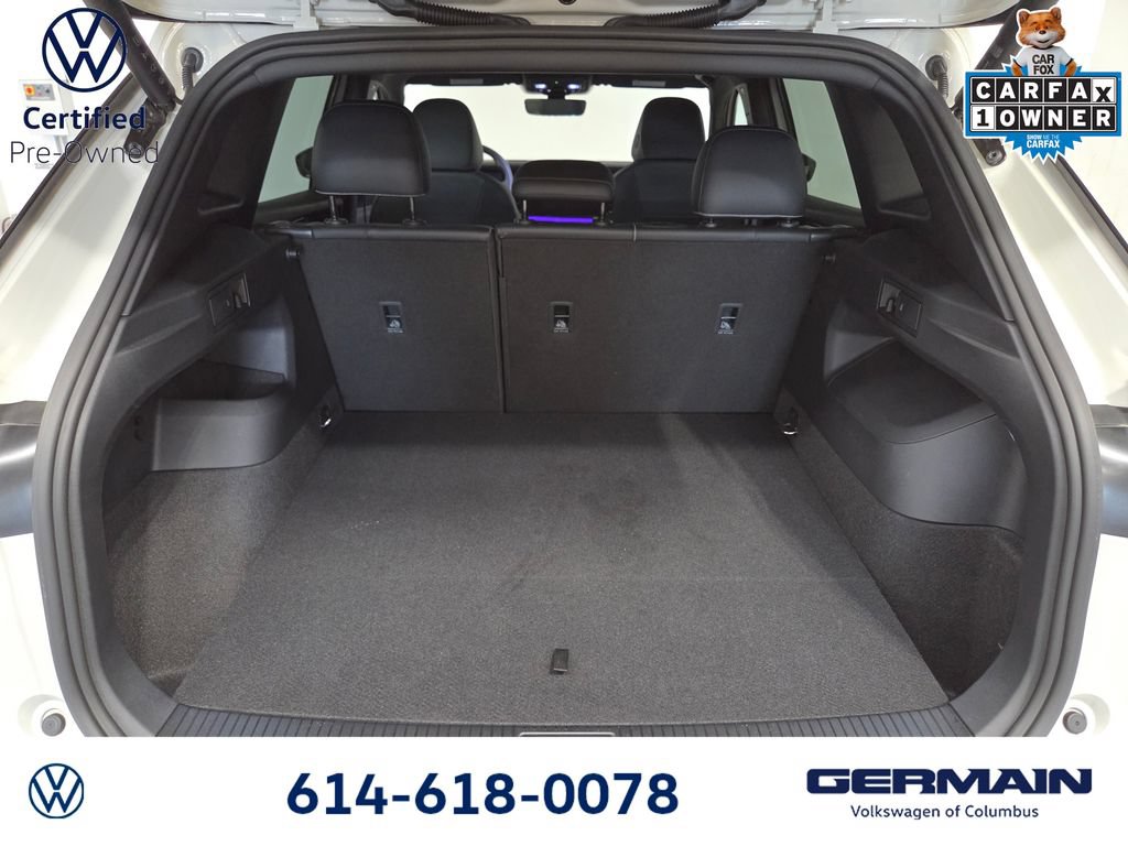 Certified 2025 Volkswagen Tiguan SE R-Line FWD image 20