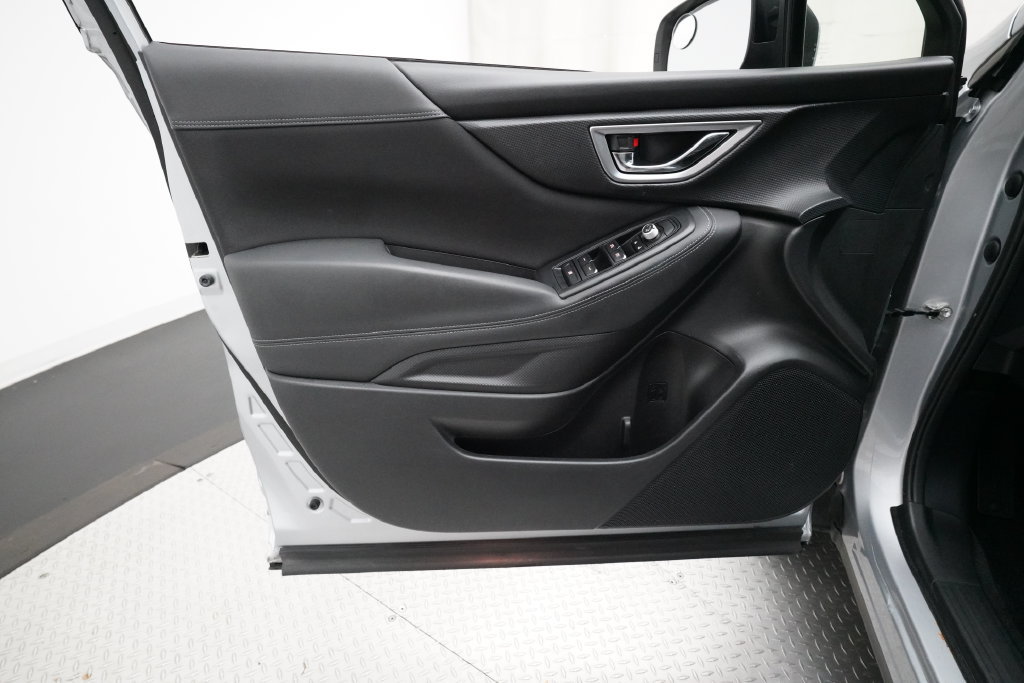 Used 2019 Subaru Forester Premium AWD/4WD image 28