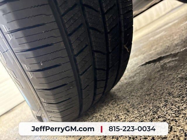 Used 2022 GMC Sierra 1500 SLT AWD/4WD image 35